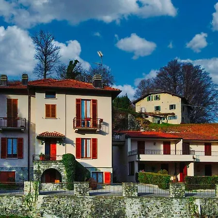 Easy Welcome Casa Claudia Apartment *