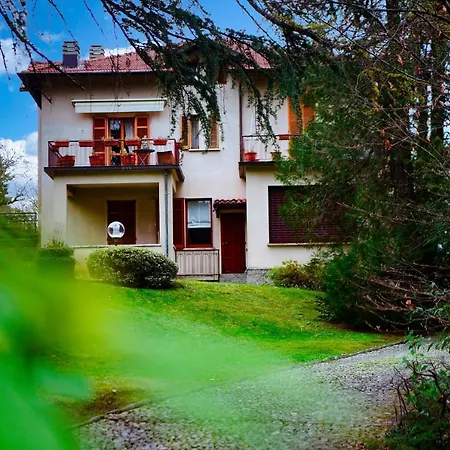 Apartment Easy Welcome Casa Claudia Civenna